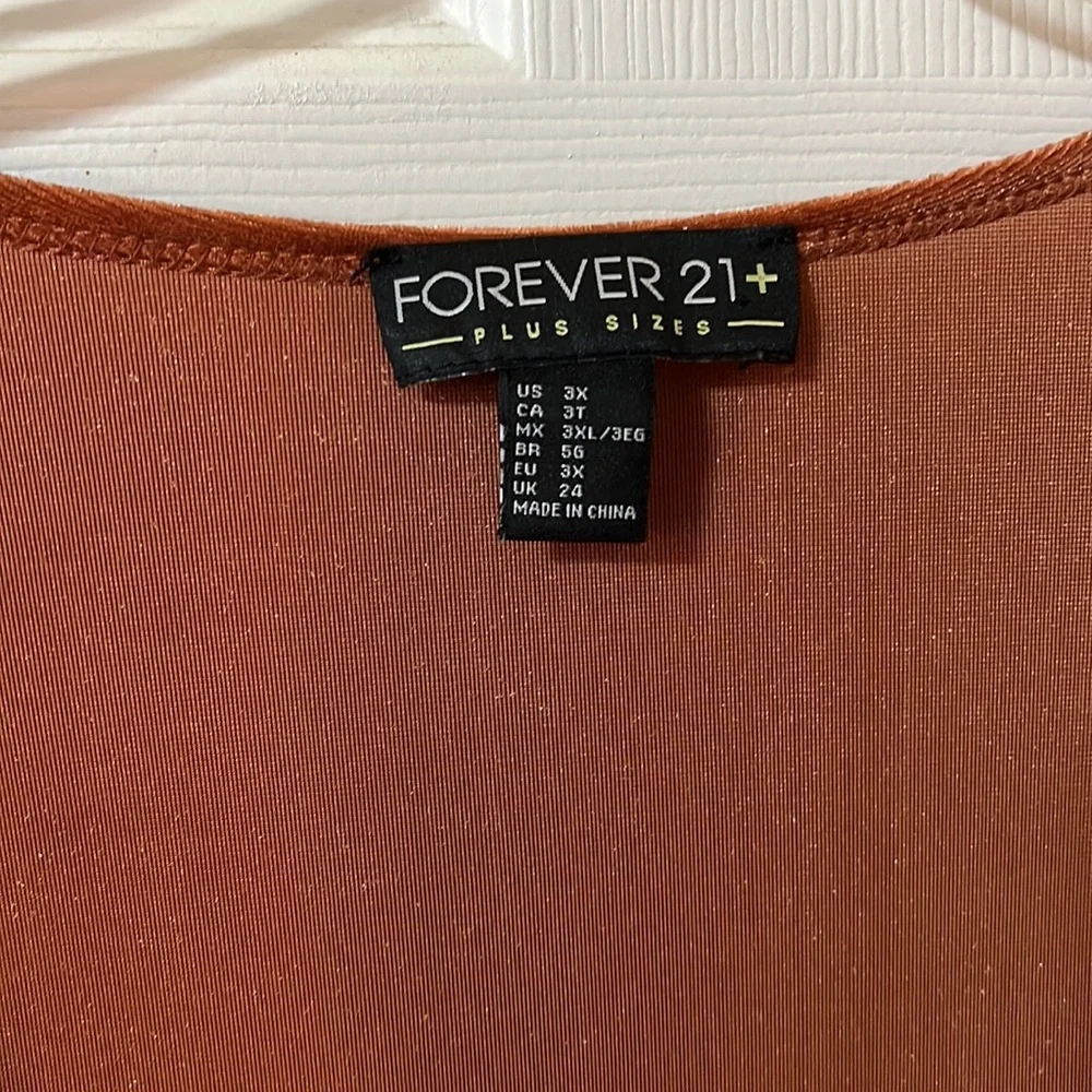 Forever 21 velvet mini dress - Picture 2 of 5